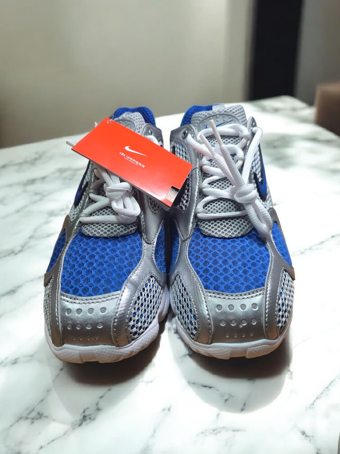 나이키 에어줌 스피리돈 케이지 바사티로얄 265 270 280판매합니다 상품이미지2