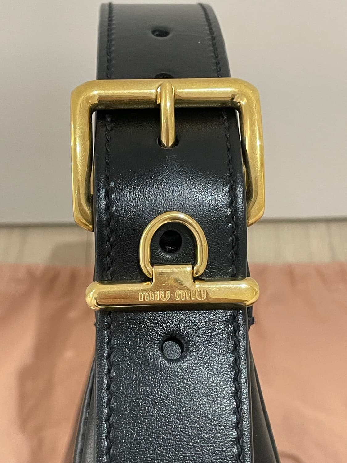 미우미우 호보백 스몰 상품이미지8