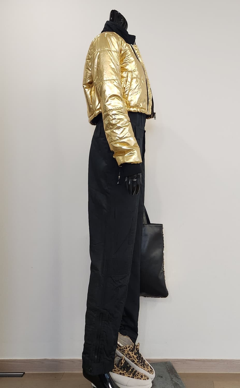 골드메탈릭 크롭패딩  상품이미지3