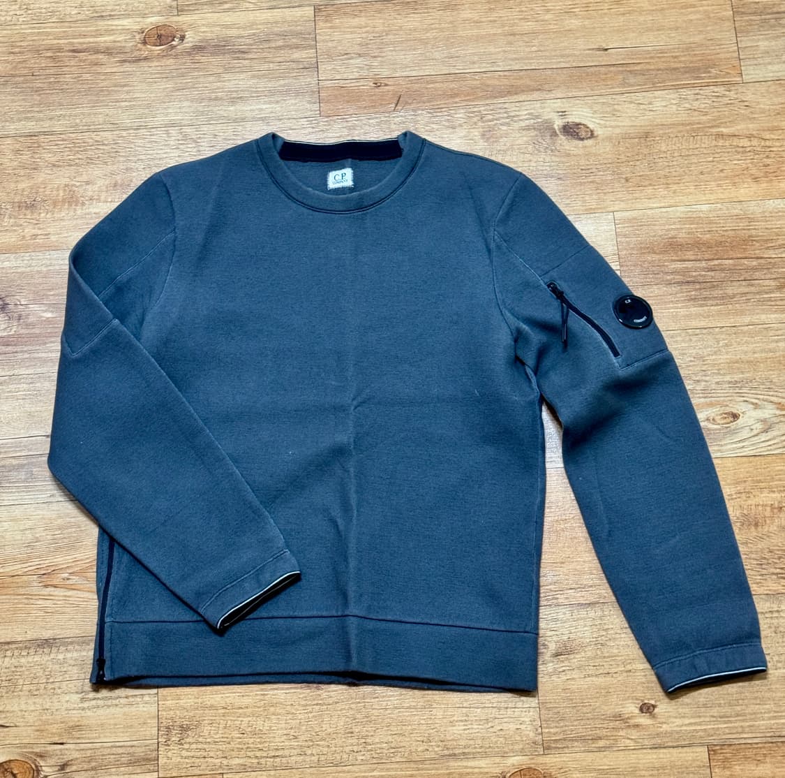 CP 컴퍼니 네오프렌 지퍼 펠파 도피아 맨투맨 상품이미지1