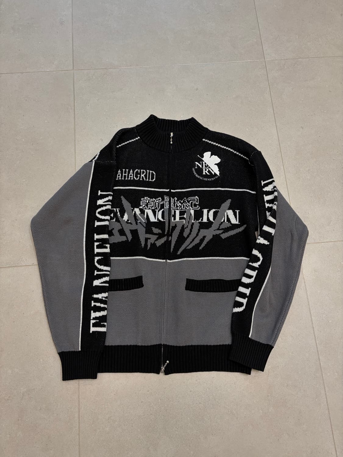마하그리드 에반게리온 니트집업 블랙/그레이 상품이미지1