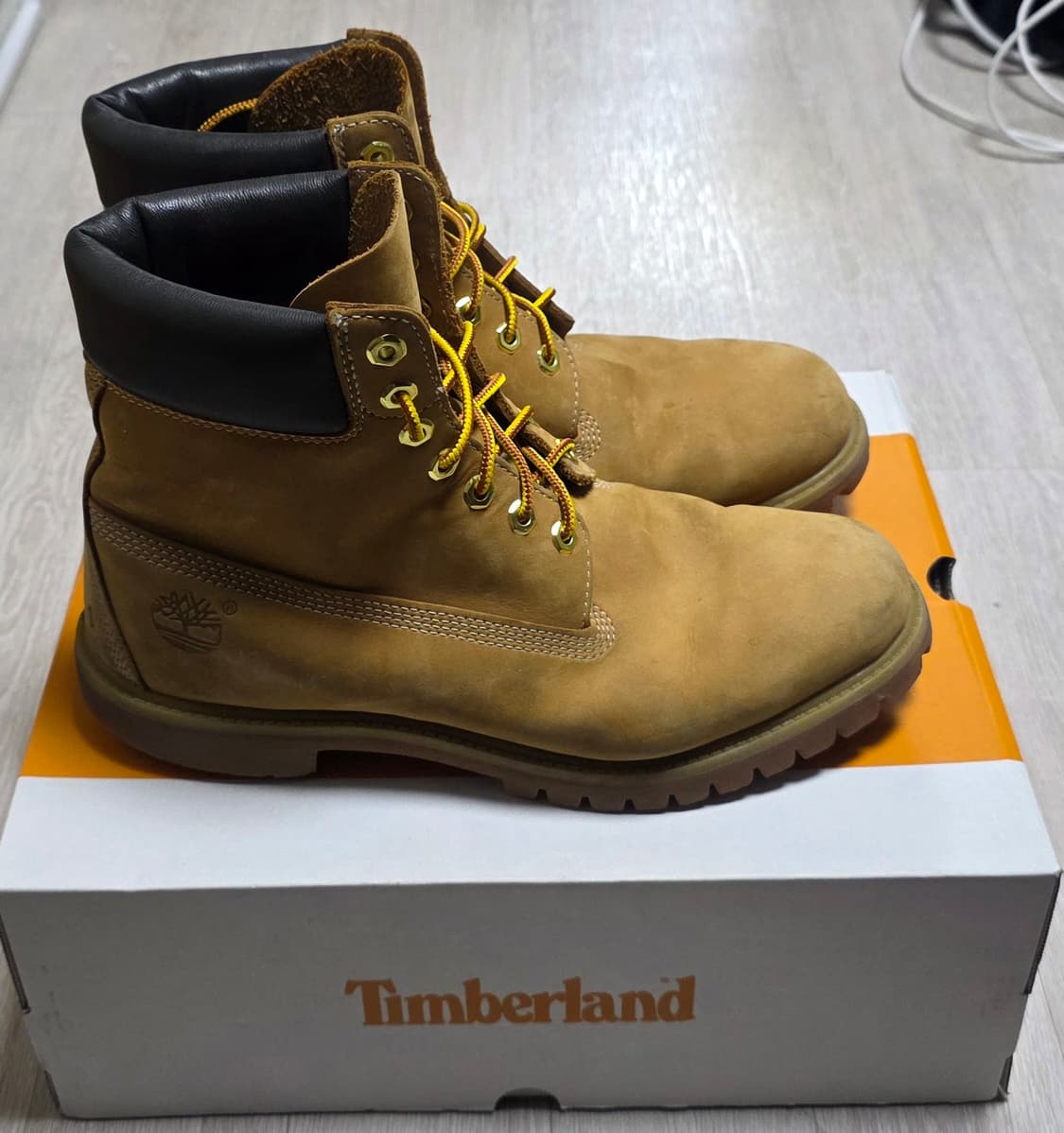 팀버랜드 6인치 프리미엄 부츠 옐로우(285) 상품이미지5