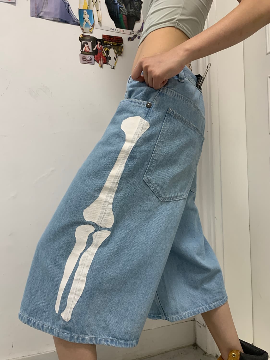 밴슨 레더 본 프린팅 데님 버뮤다 팬츠 상품이미지5