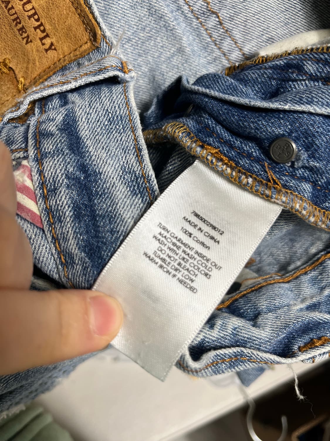 데님앤서플라이 데미지 워싱 패치워크 청바지 상품이미지3