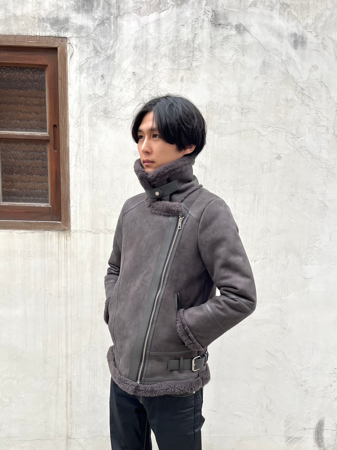 코데즈컴바인 비대칭 하이넥 무스탕 자켓 상품이미지1