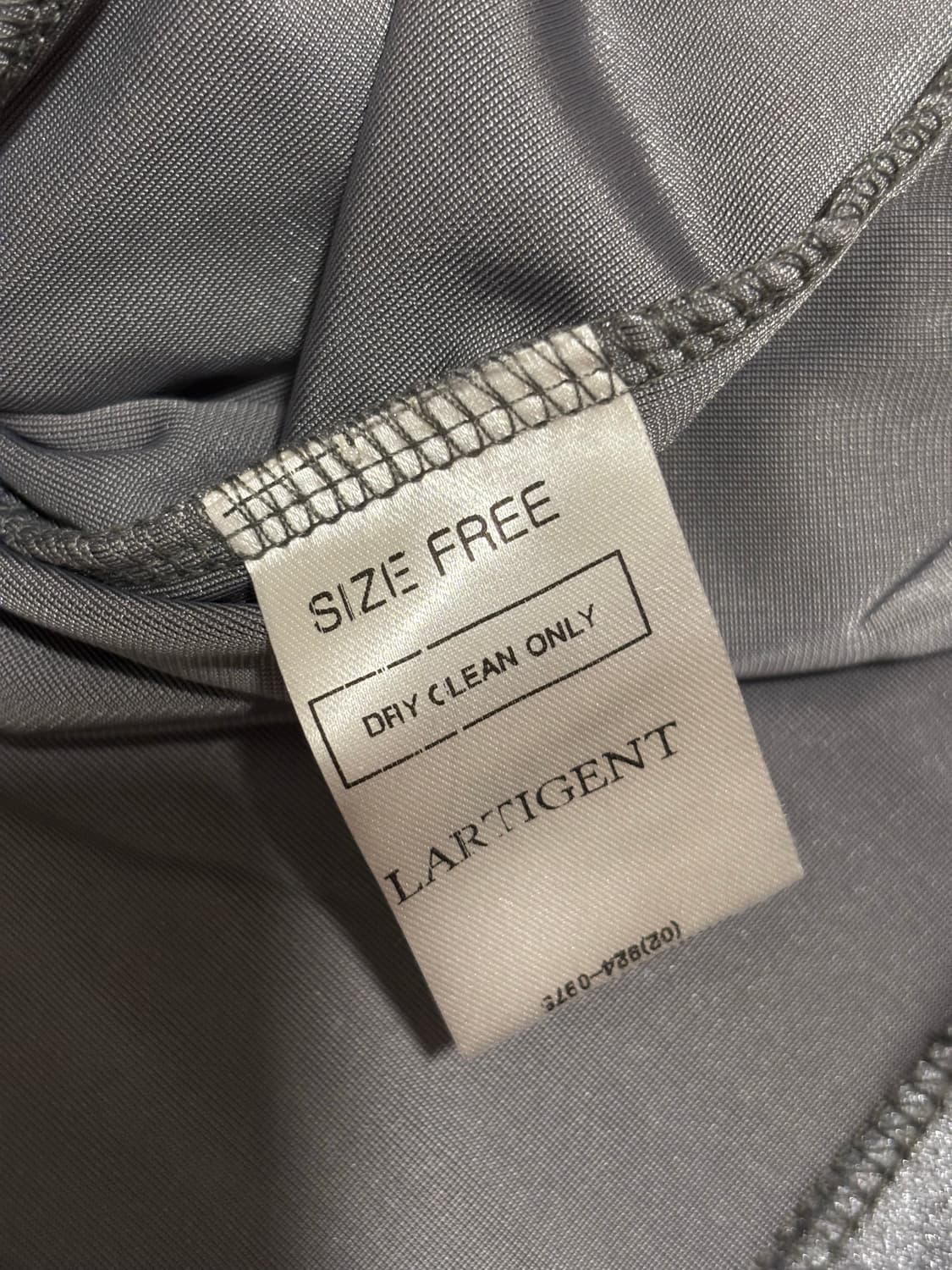 라티젠 L14 VELVET ZIP-UP(CHARCOAL) 벨벳집업 상품이미지5