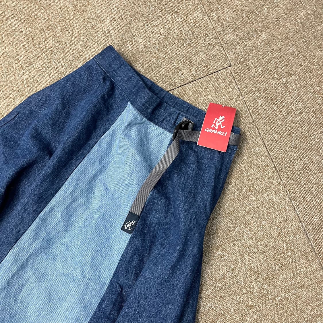 새상품 그라미치 데님 스커트 상품이미지2