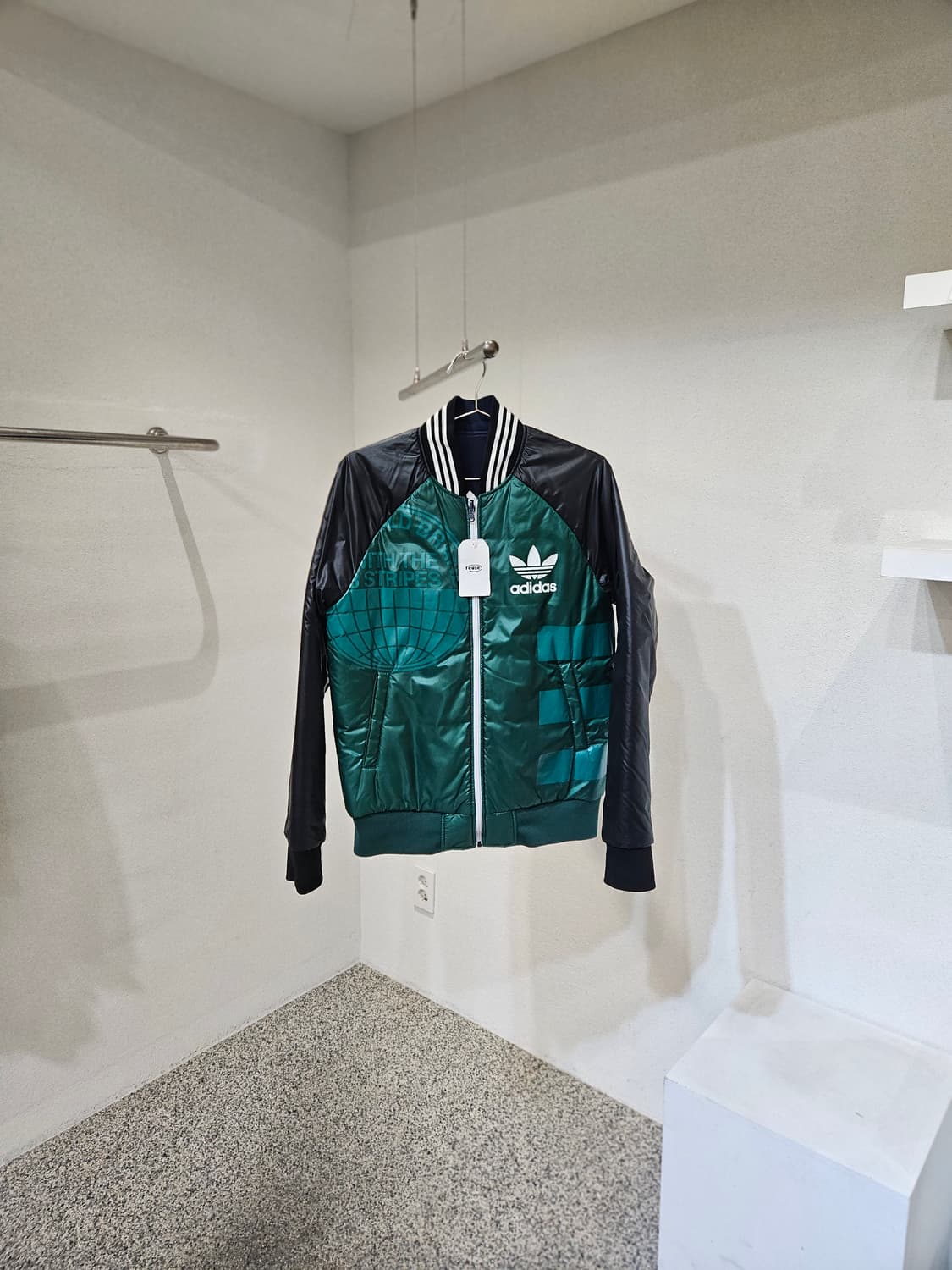 아디다스 리버시블 빅로고 양면 자켓 상품이미지1