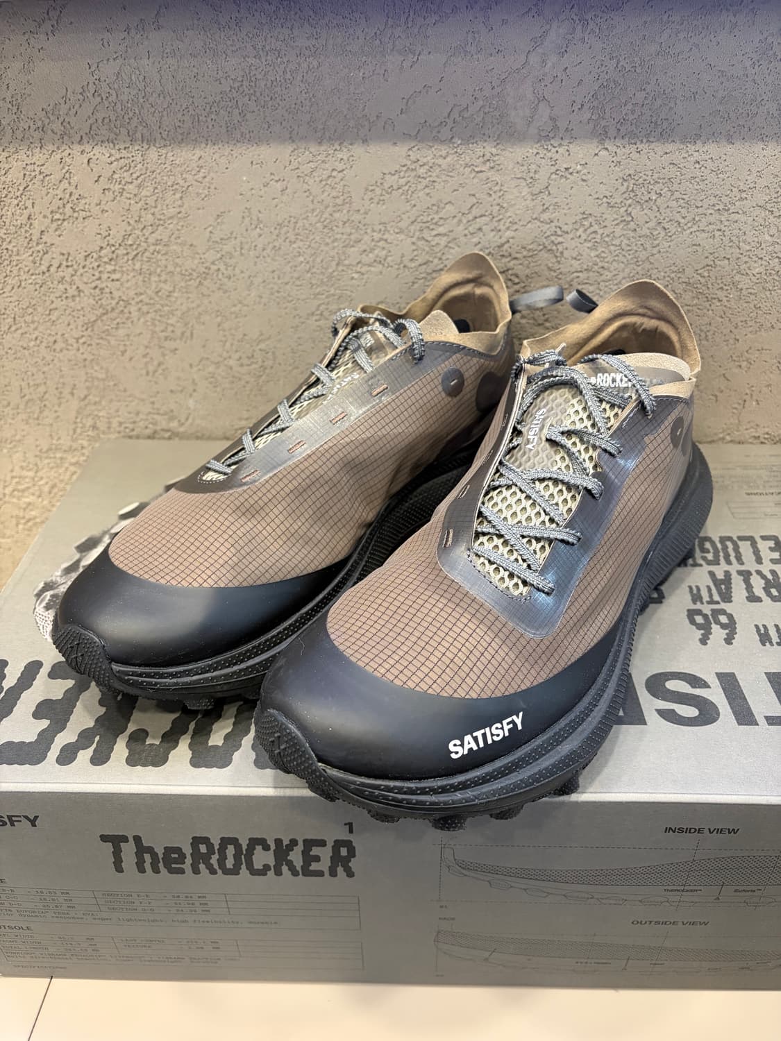 새티스파이 더라커 더락커 팔콘 285 상품이미지1