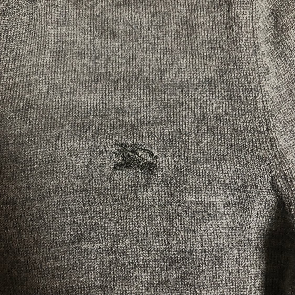 정품/ 버버리 기마로고 가디건 38 블루라벨 상품이미지6