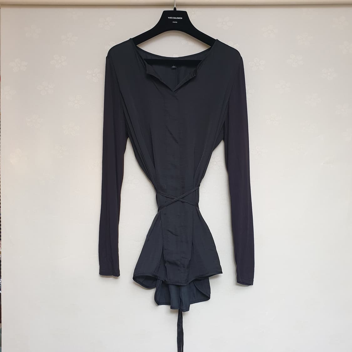 VERA WANG 심플리 베라왕 텍스쳐블록 실키 튜닉 블라우스 상품이미지2