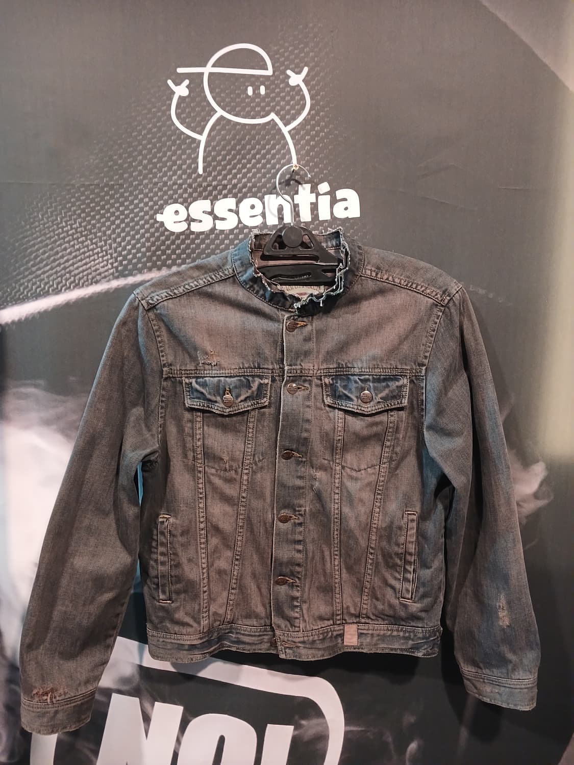 Destoryed north notch 워시드 데님 자켓 상품이미지1