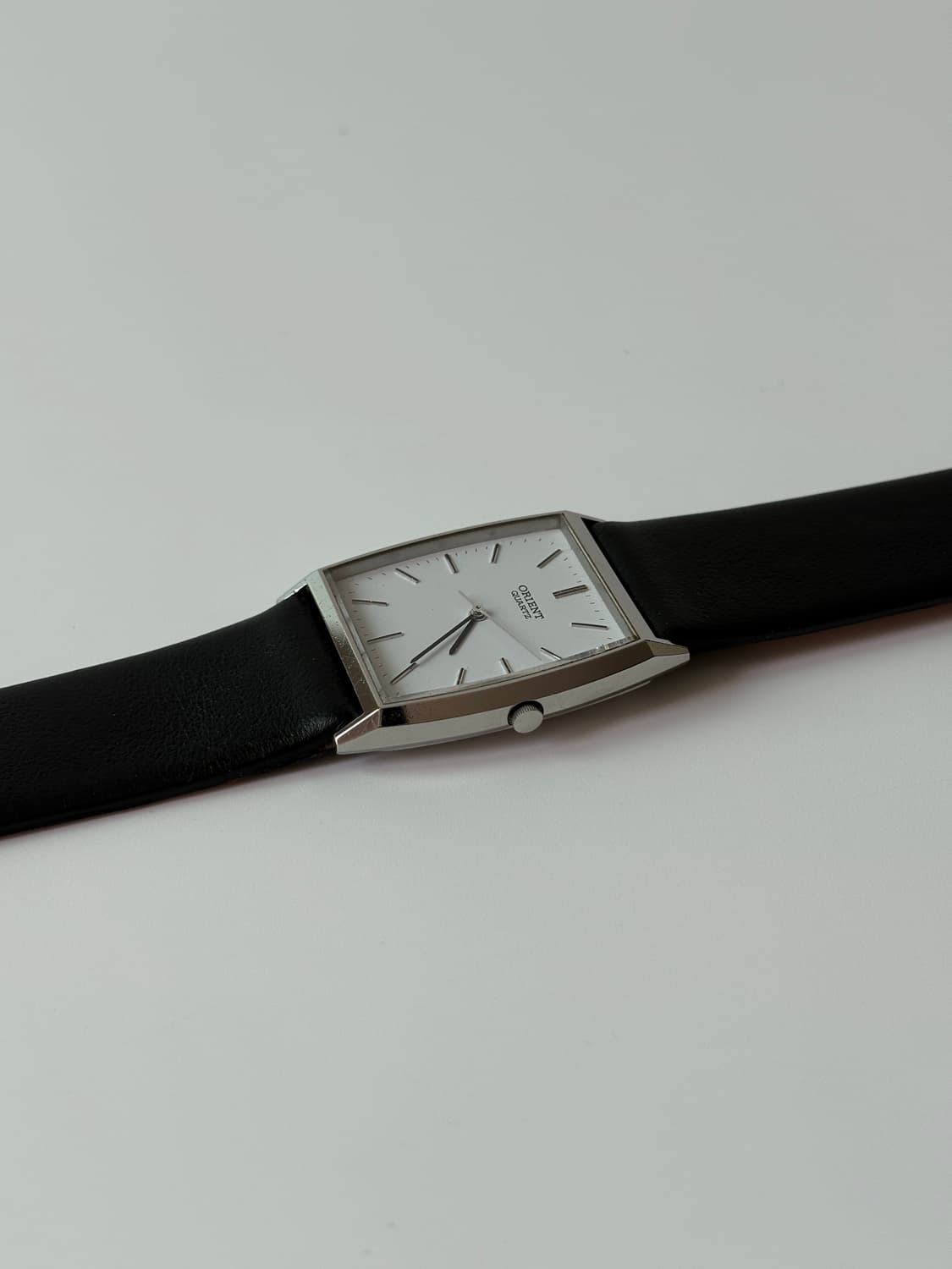 오리엔트 1980년대 실버 탱크 쿼츠 남성 상품이미지3