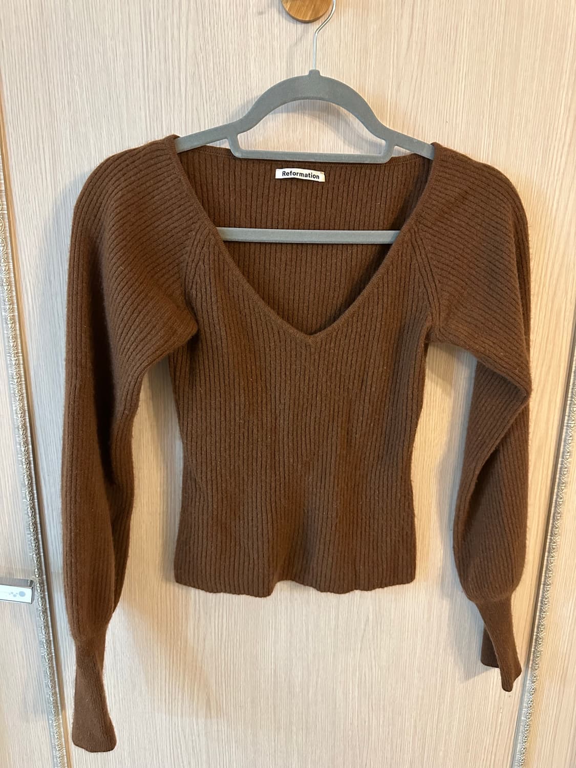 Reformation Hart v-neck 캐시미어 스웨터 xs 상품이미지4