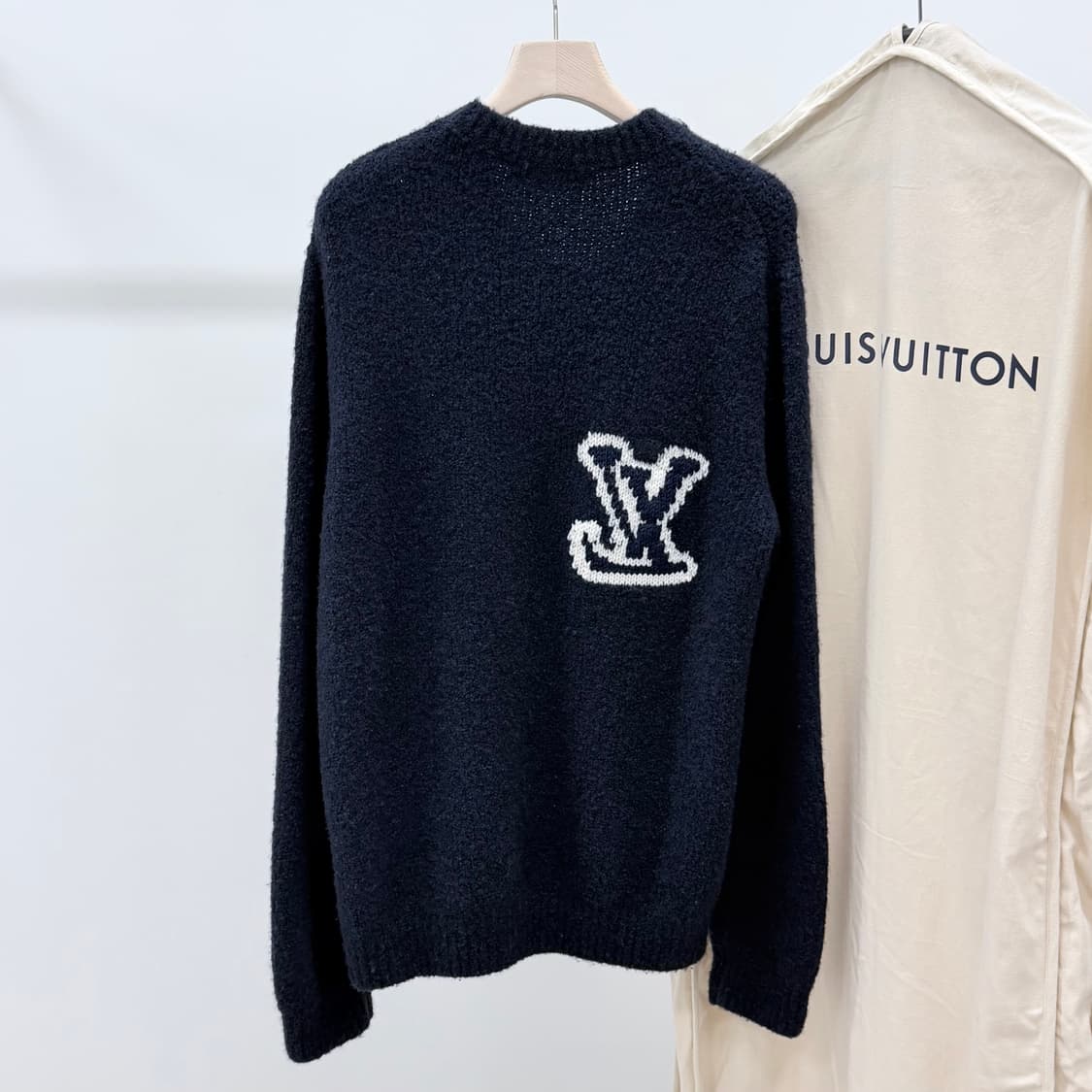 [S+급/2XL] 루이비통 LV 인타르시아 크루넥 니트 네이비 상품이미지5