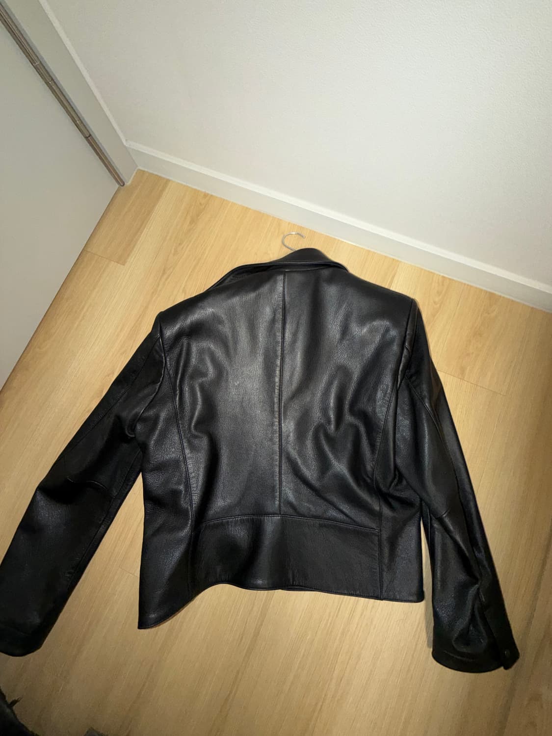 노이어 고트 슈렁큰 레더 자켓 상품이미지2