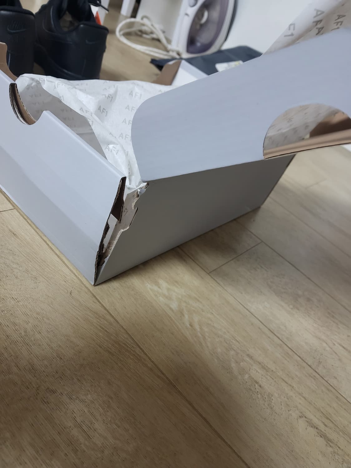 나이키 에어포스 블랙 올검포스 235 상품이미지4