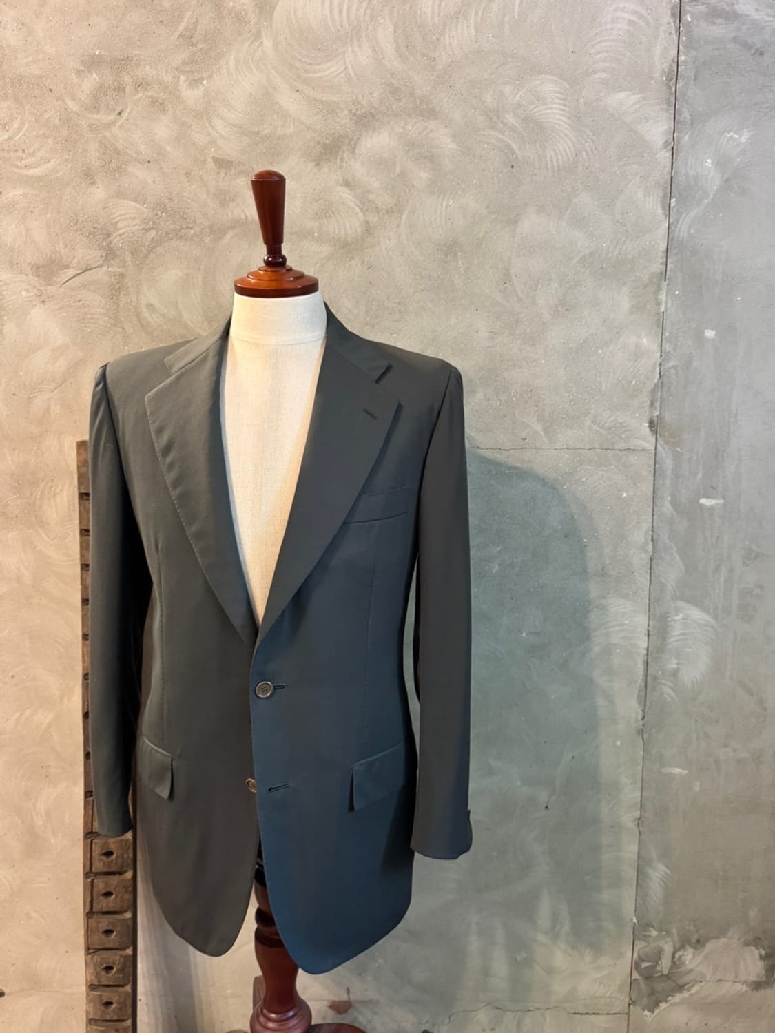 Kiton 키톤 테일러드 자켓 105 상품이미지2
