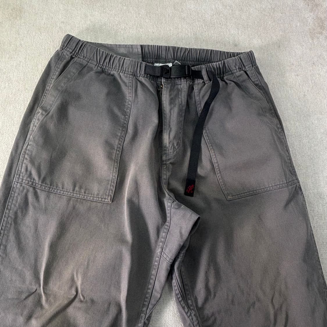 39 그라미치 아메카지 웨더 퍼티그 챠콜 팬츠 상품이미지3