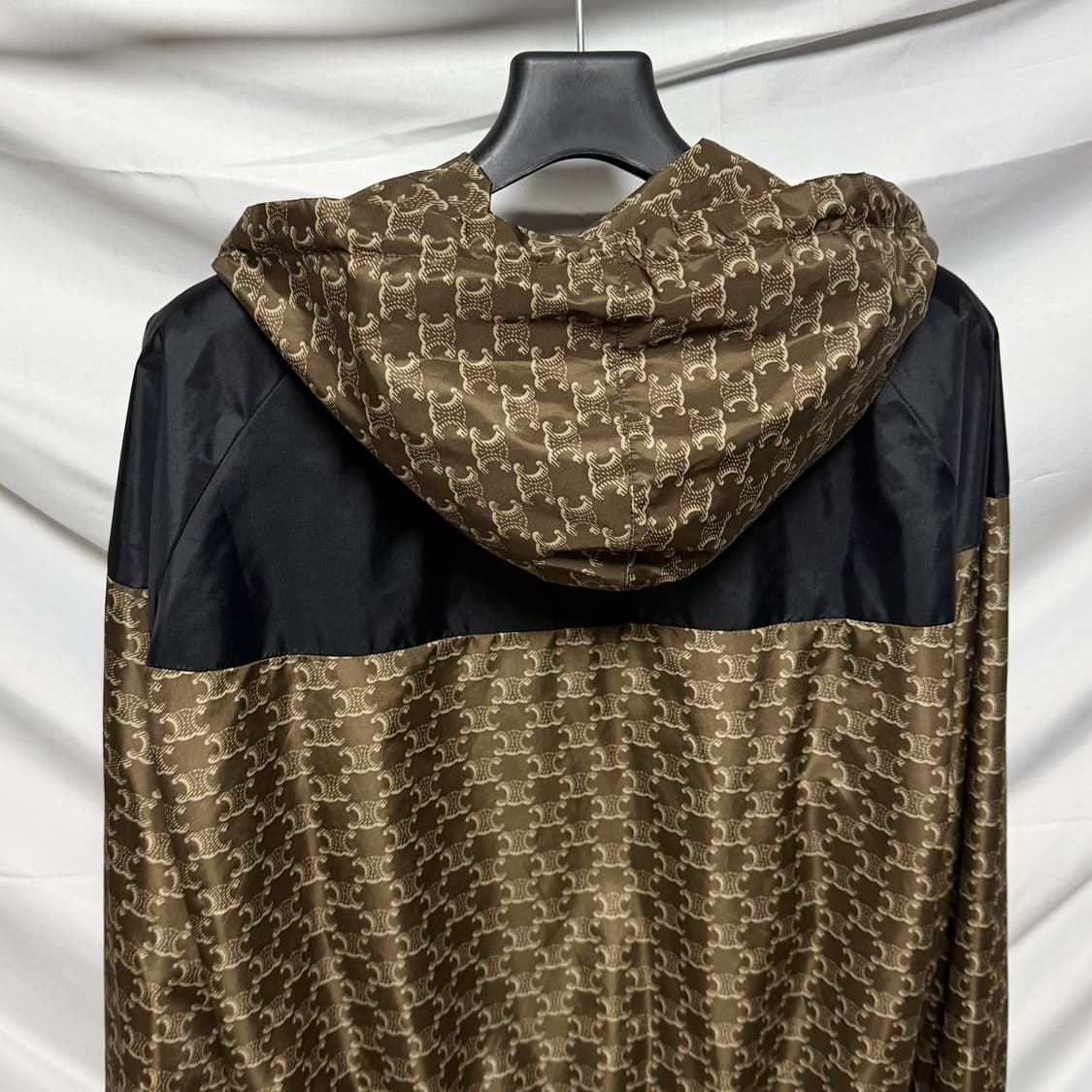 [S+급/50] 셀린느 트리오페 블루종 후드 바람막이 자켓 상품이미지5