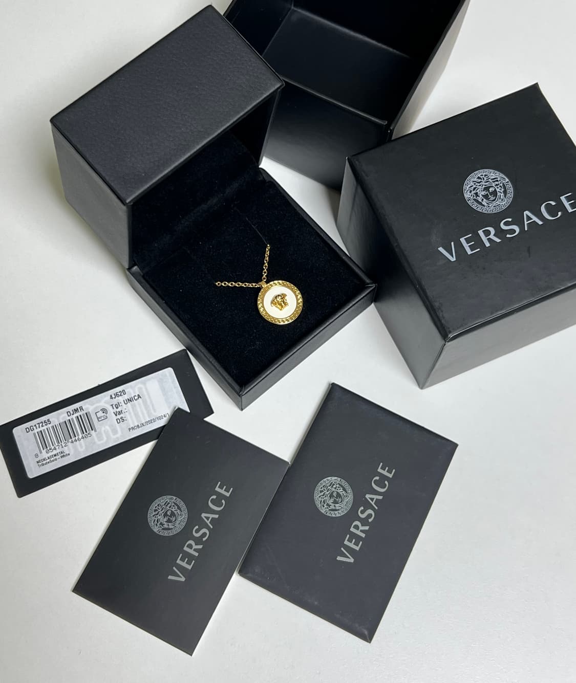 [정품] 베르사체 메두사 목걸이 화이트 상품이미지1