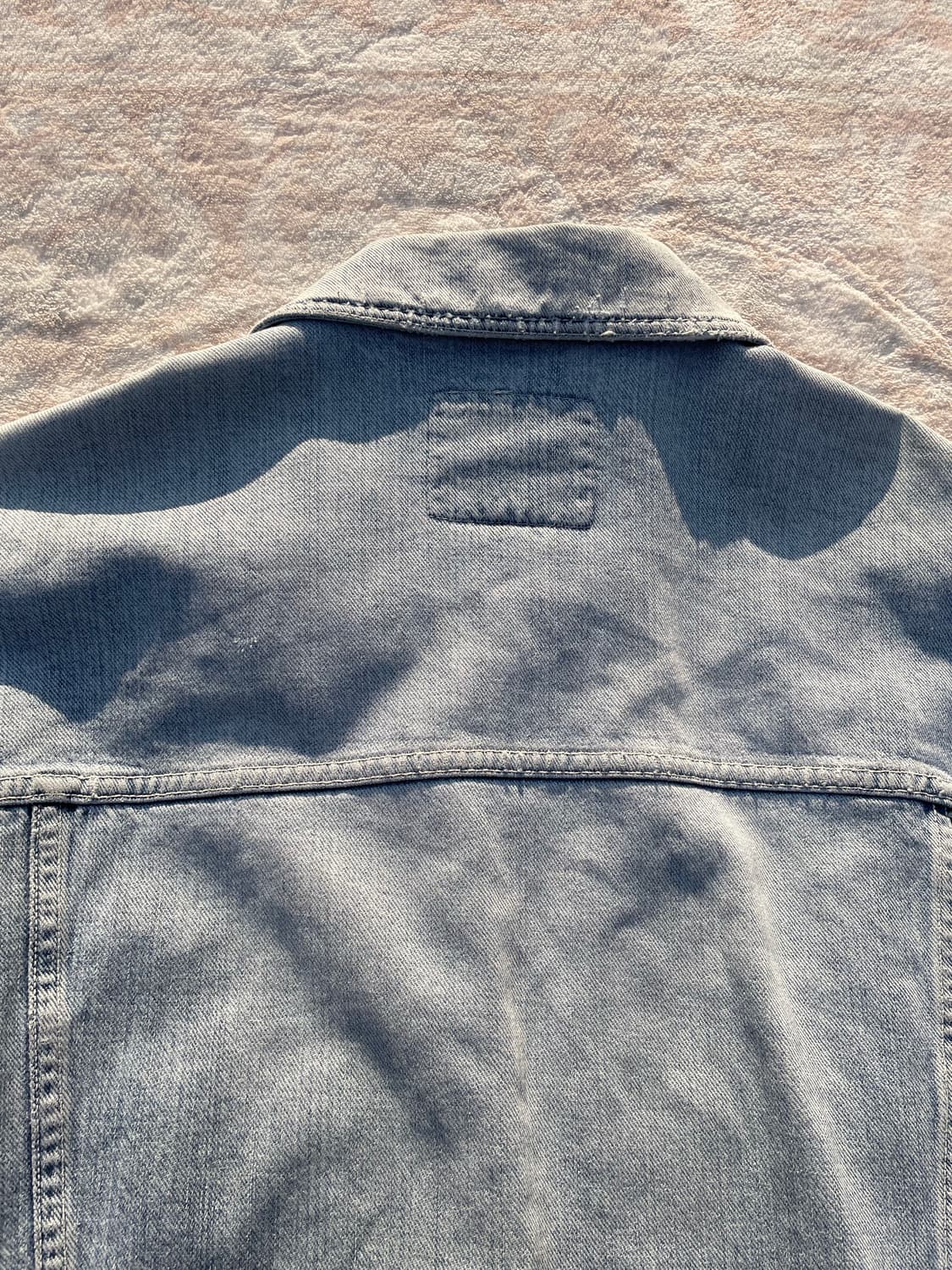 Edwin Light Wash Denim Trucker Jacket 상품이미지8
