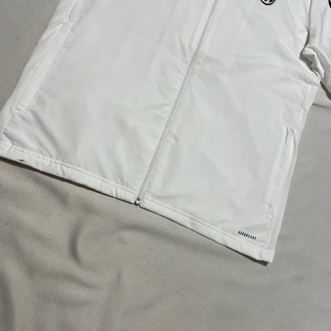 XL 아디다스 유밴투스 화이트 후드 바람막이 상품이미지6