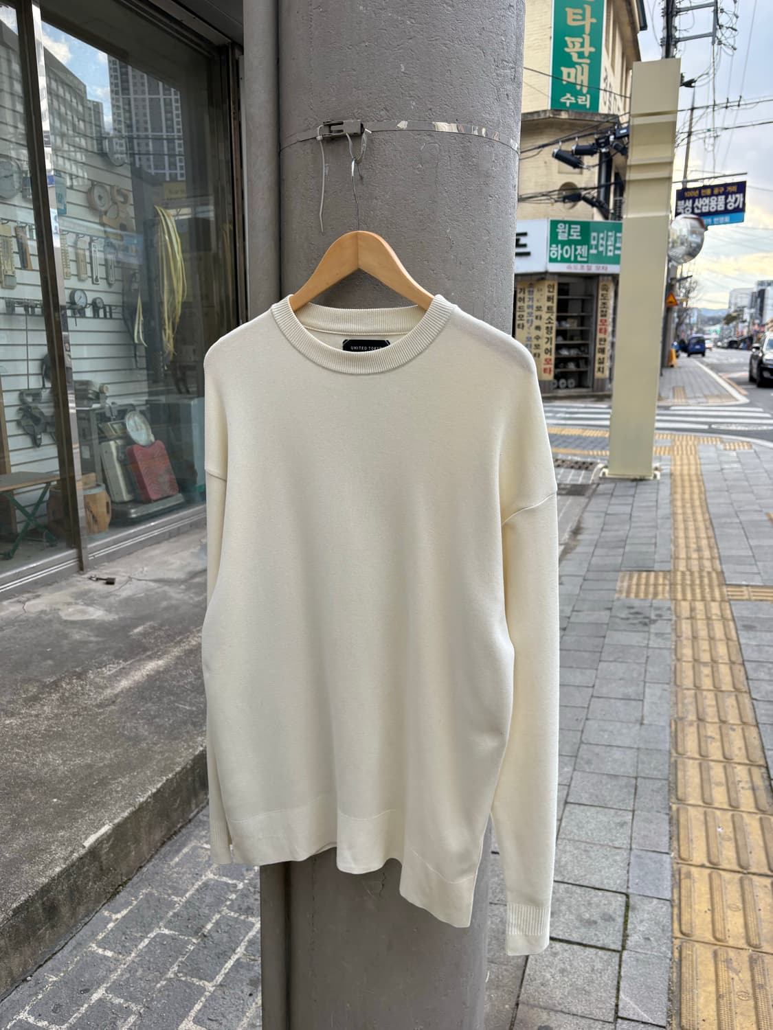 유나이티드 도쿄 바닐라 크림 니트 상품이미지1