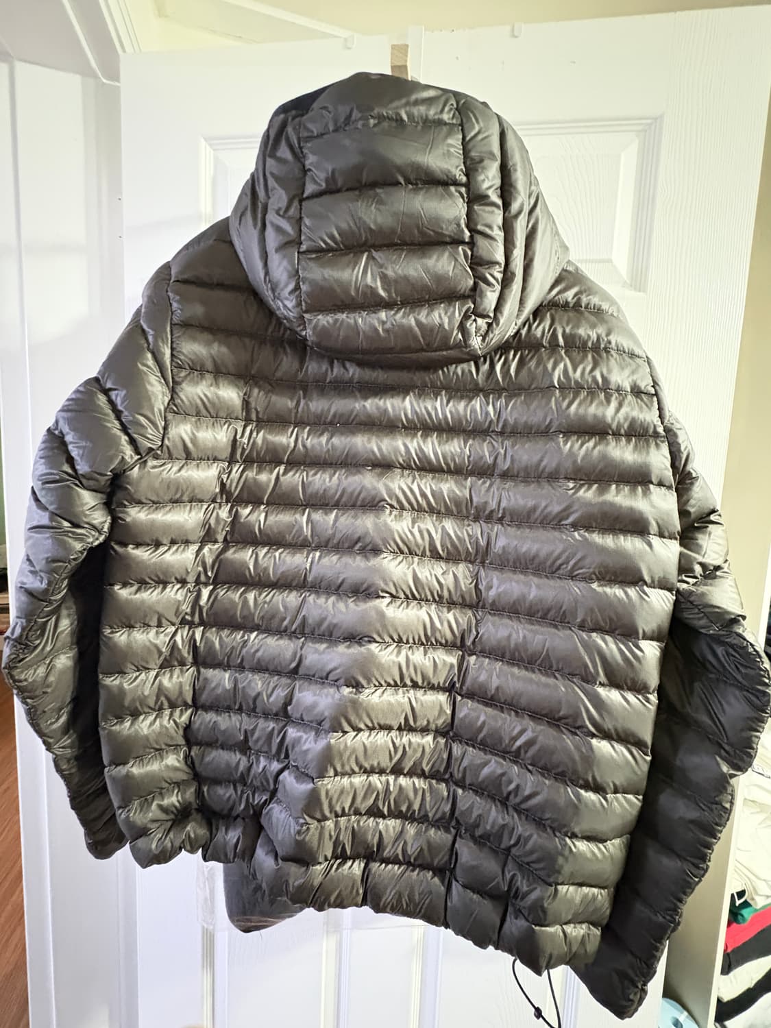 무신사 스탠다드 경량 패딩 M 상품이미지7