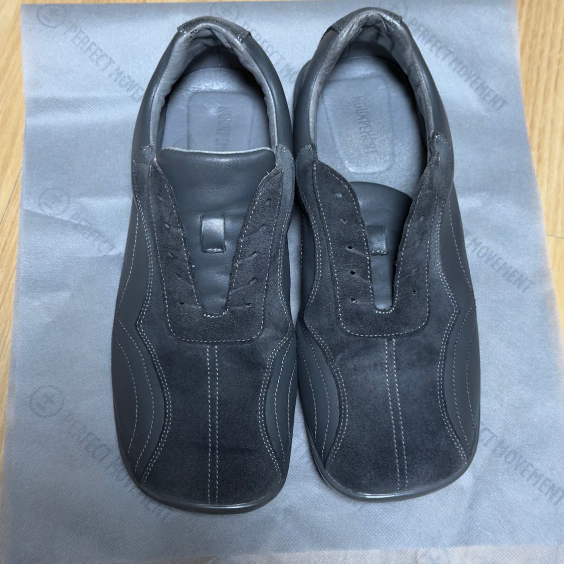 페몬트 노운 스퀘어 회색 270 상품이미지2