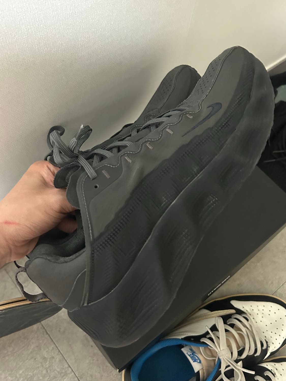 나이키X혜인서 아바로버 블랙 280 상품이미지1