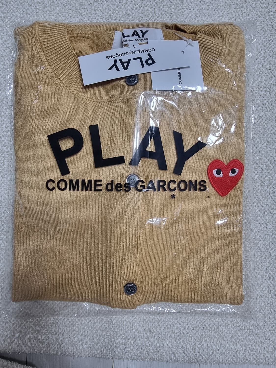 정품)미개봉)라운드)꼼데가르송 레드와펜 상품이미지1