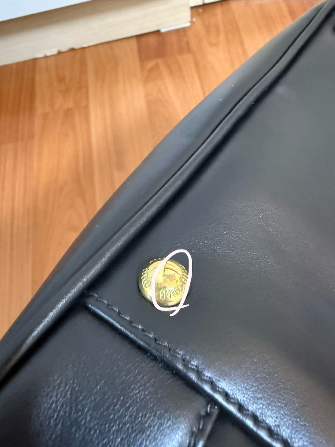 [미우미우] 아르카디 라지 블랙 상품이미지6