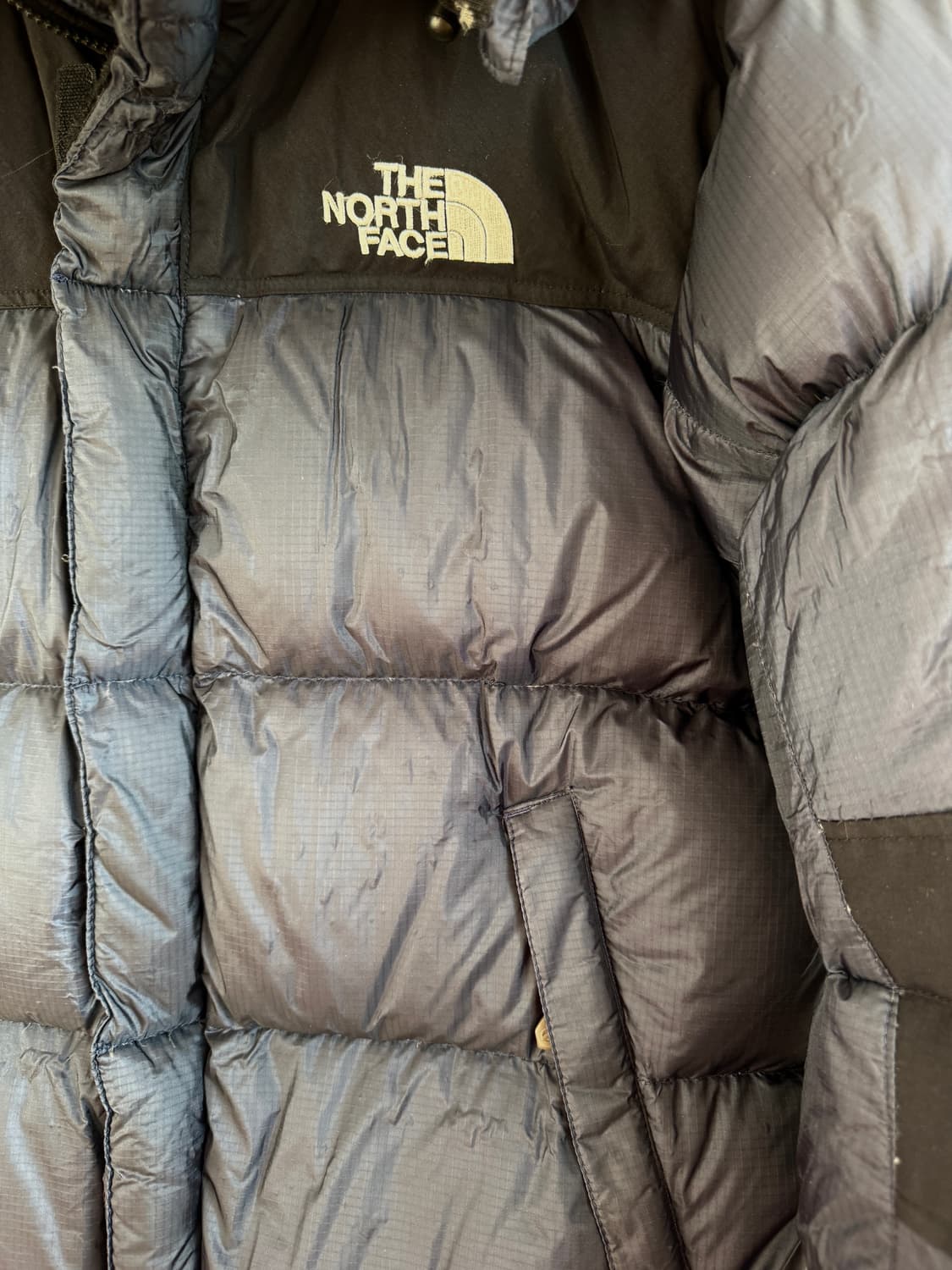 노스페이스(THE NORTH FACE) 써밋 구스다운 패딩(부분 움 현상 상품이미지3