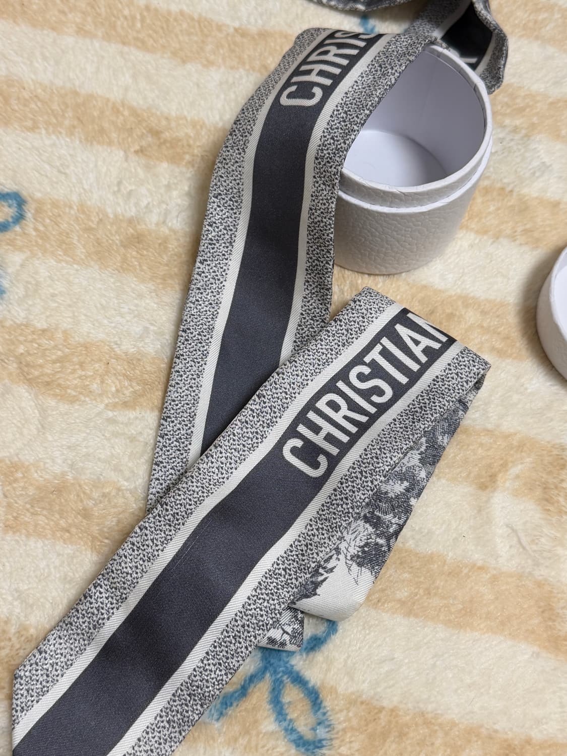 디올 트윌리 뜨왈 드 주이 소바쥬 그레이 상품이미지7