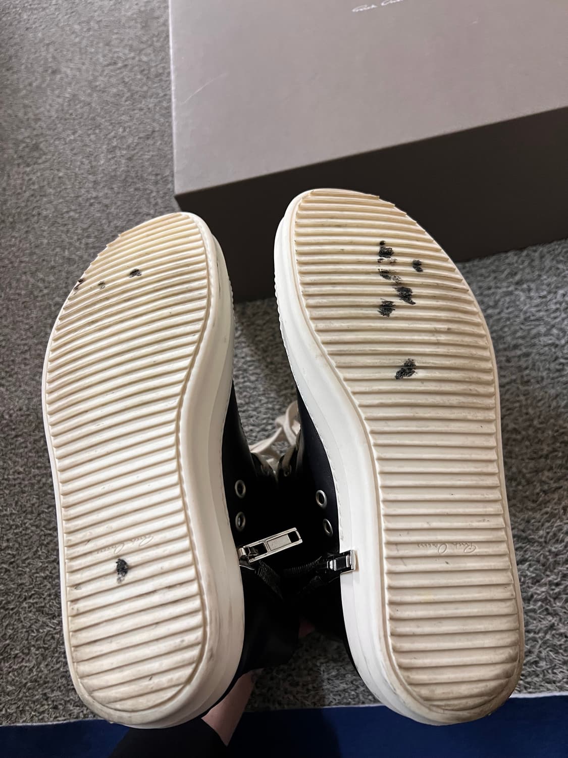 릭 오웬스 라몬즈 하이 39.5 상품이미지5