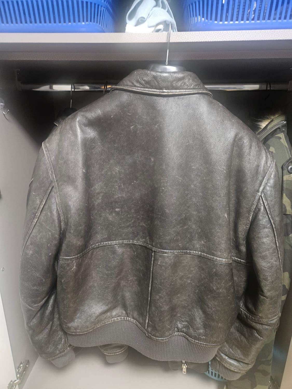 엘무드 아머 카우하이드 블랙 48사이즈 입니다 상품이미지2