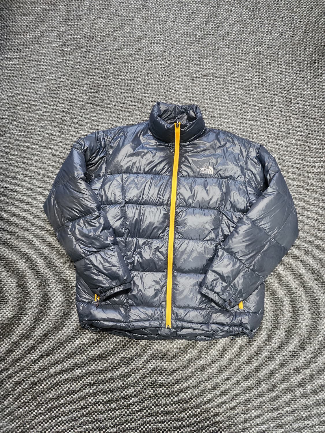 노스페이스 그레이 경량 패딩 상품이미지1