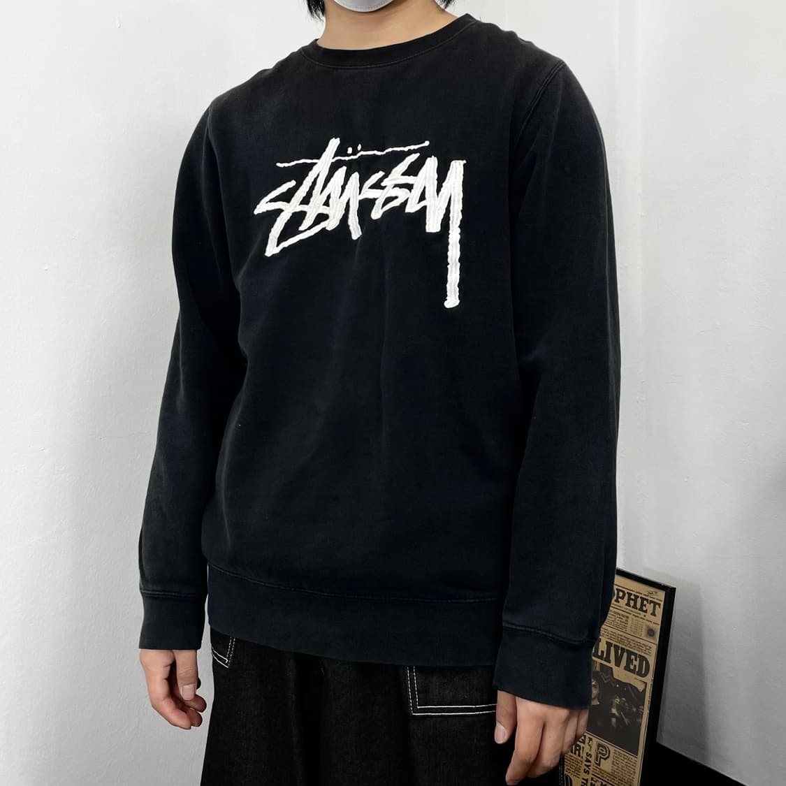 L 스투시 스탁로고 블랙 맨투맨 상품이미지1