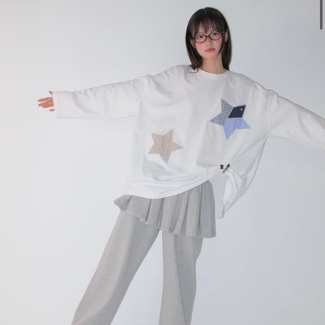 론론 믹스스타 아플리케 롱슬리브 화이트 MIX STAR APPLIQUE  상품이미지2