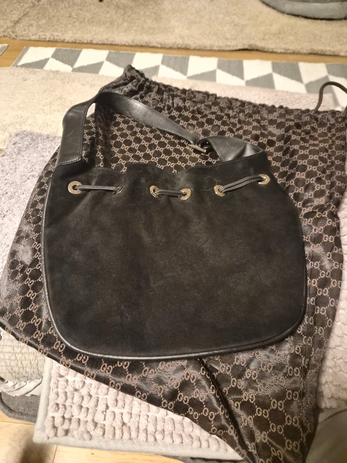 GUCCI 스웨이드 숄더백 (정품) 상품이미지7