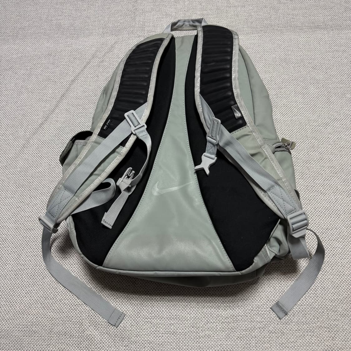 나이키 맥스 에어 테크 백팩 상품이미지5