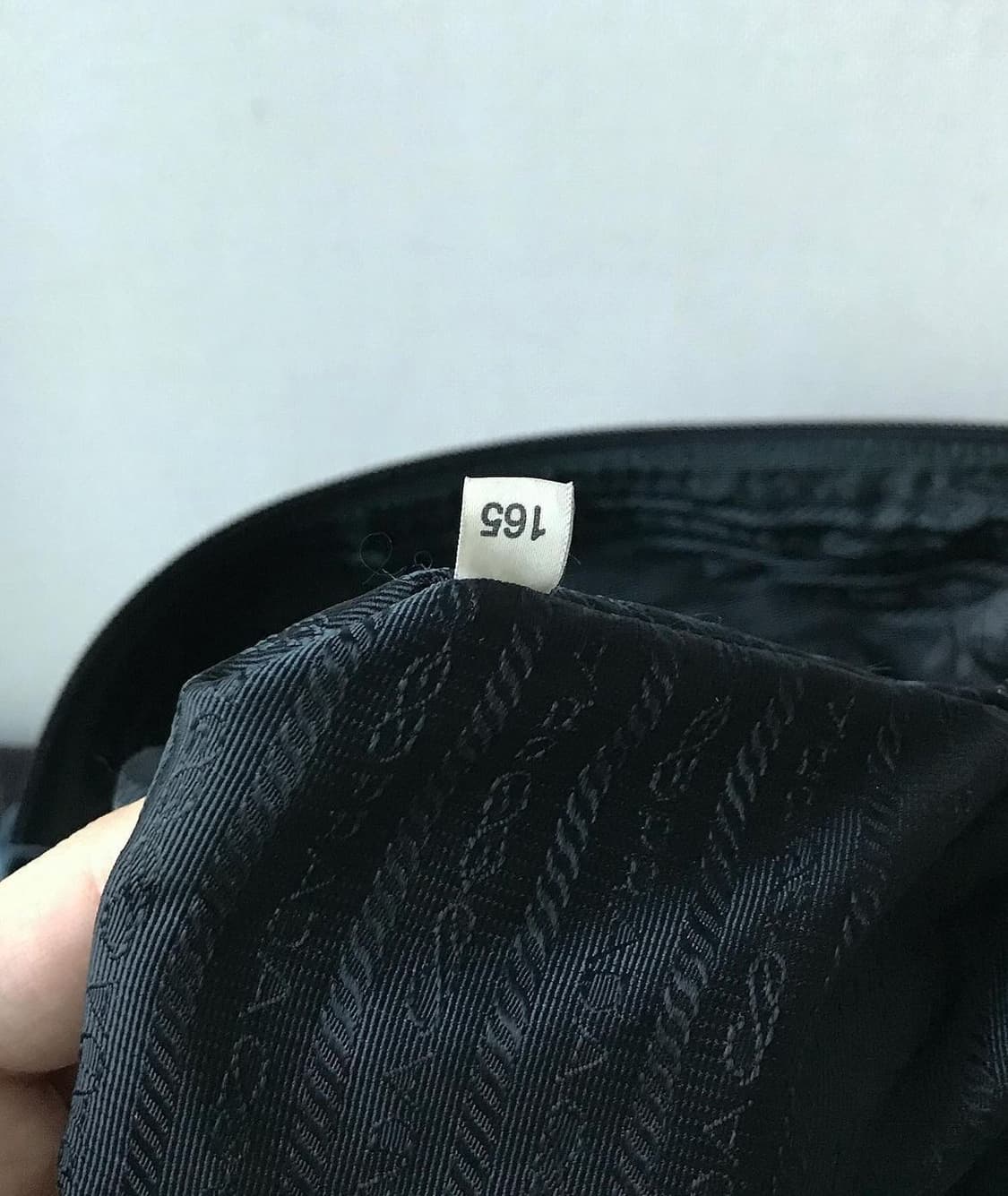 프라다 삼각로고 포코노 토트백 상품이미지10