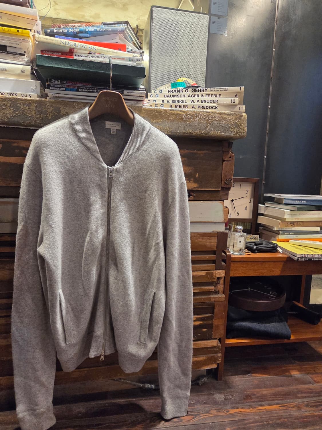 클럽모나코 니트짚업 가디건 상품이미지1