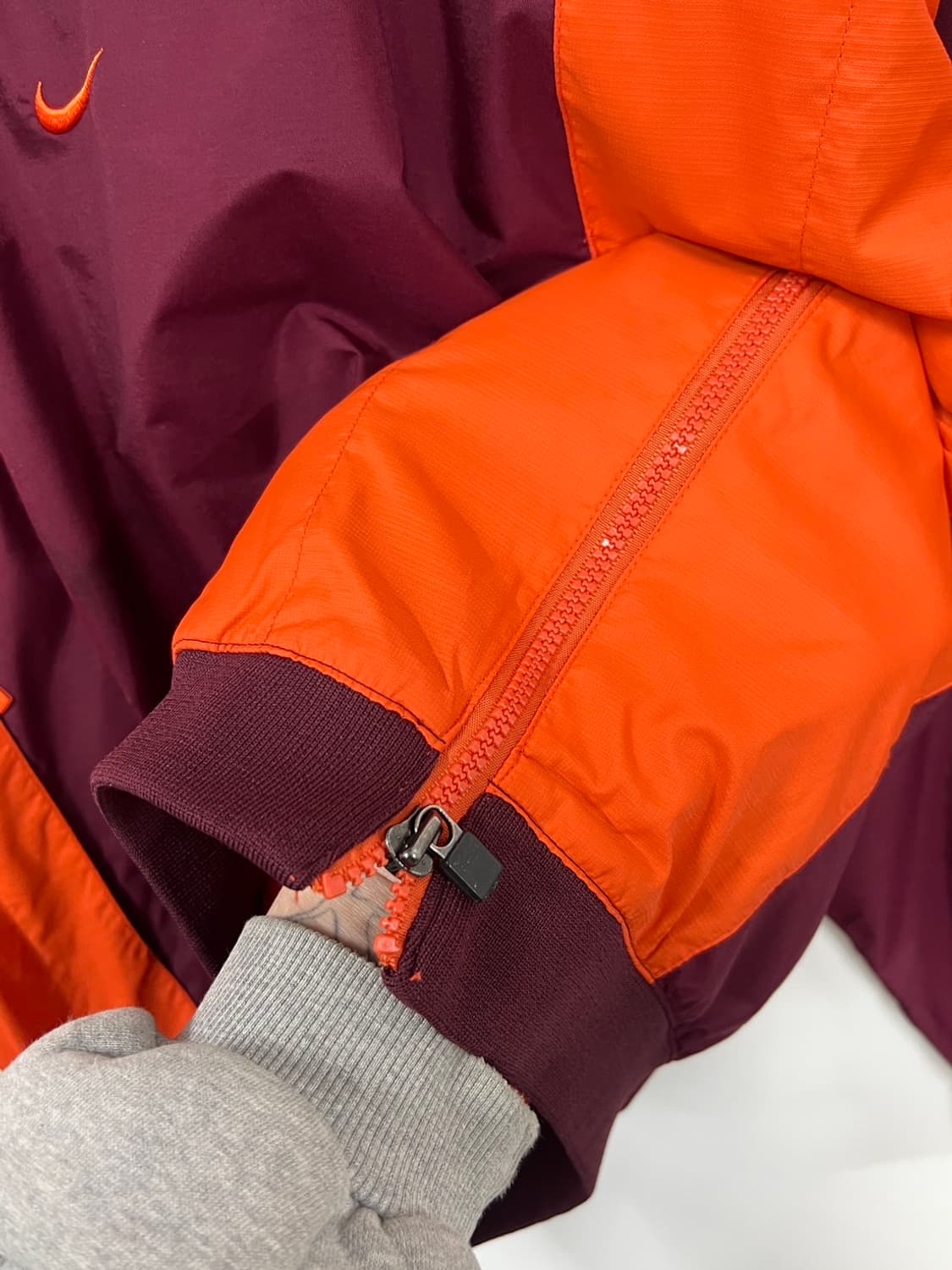 90s 나이키 버지니아 테크 호키스 올드스쿨 웜업 상품이미지5