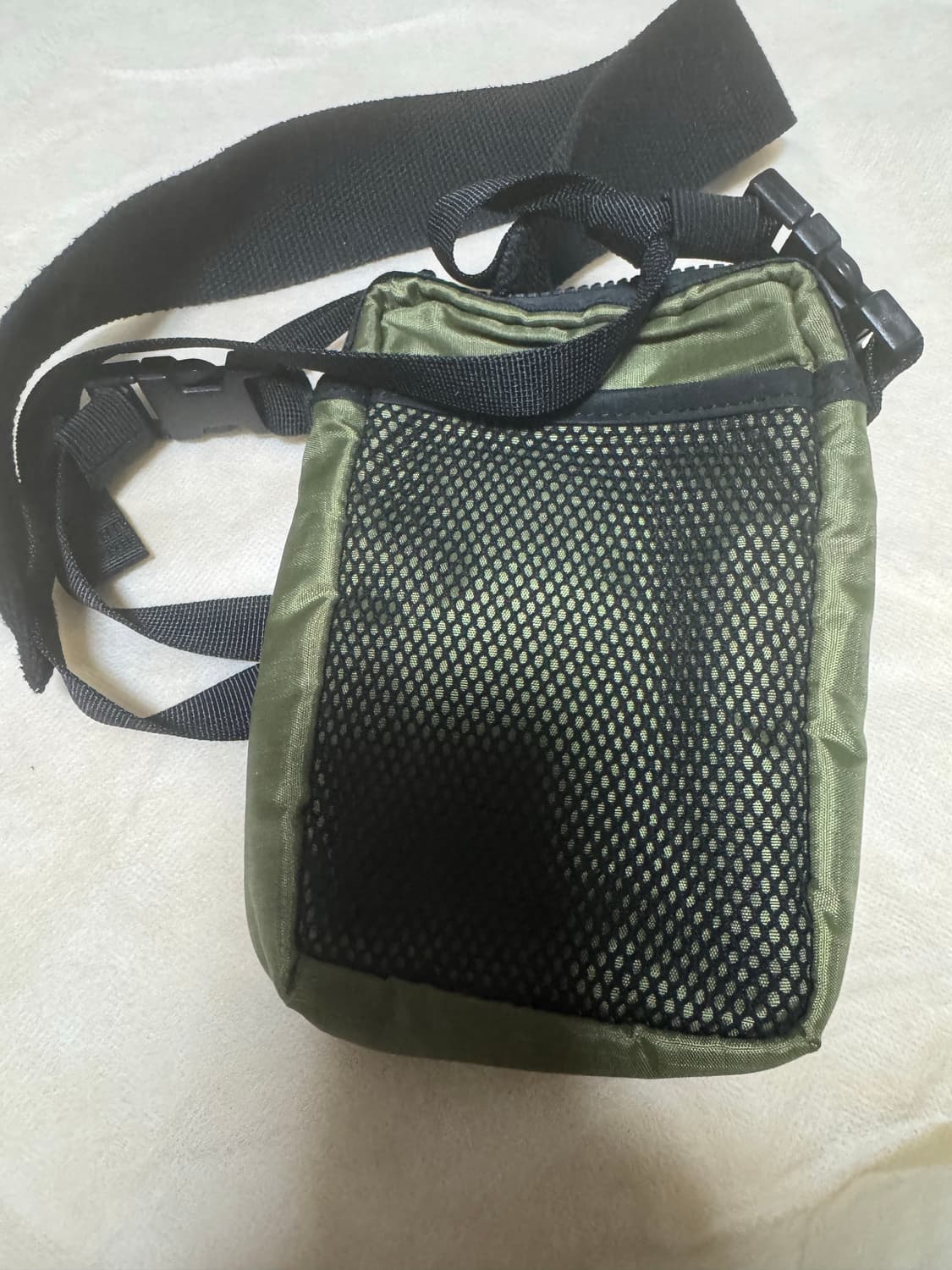 아크네 이모지 미니가방 상품이미지3