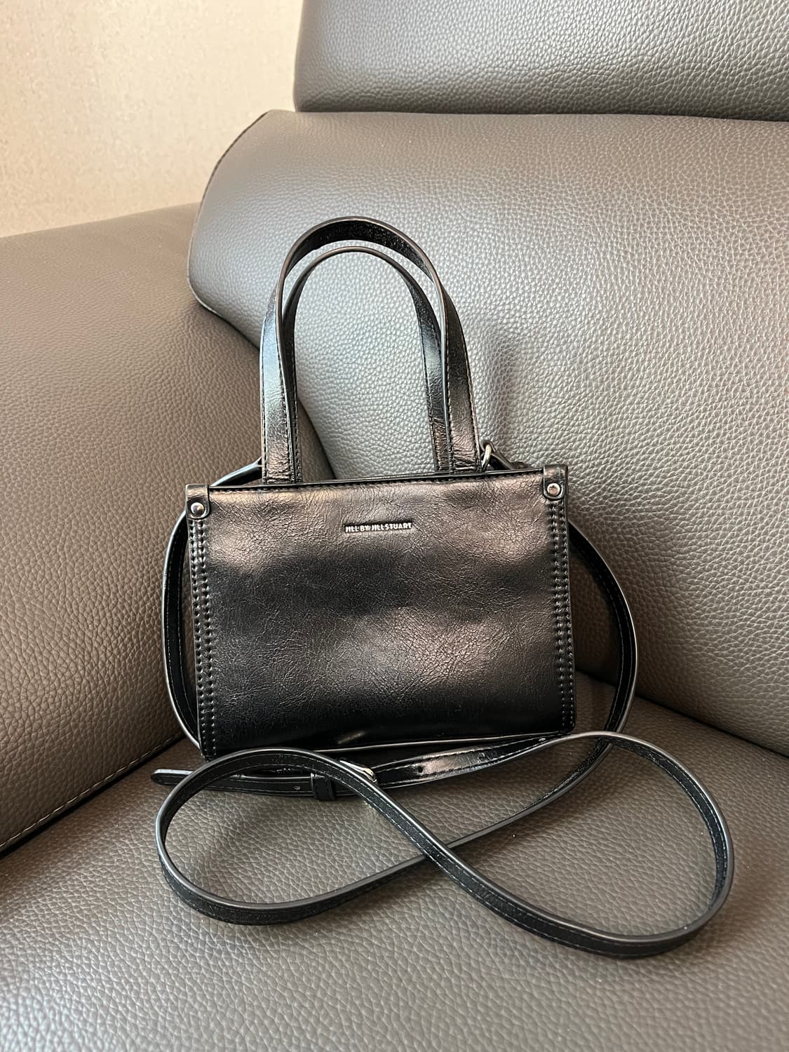 질바이질스튜어트 블랙 미니 크로스백 상품이미지1