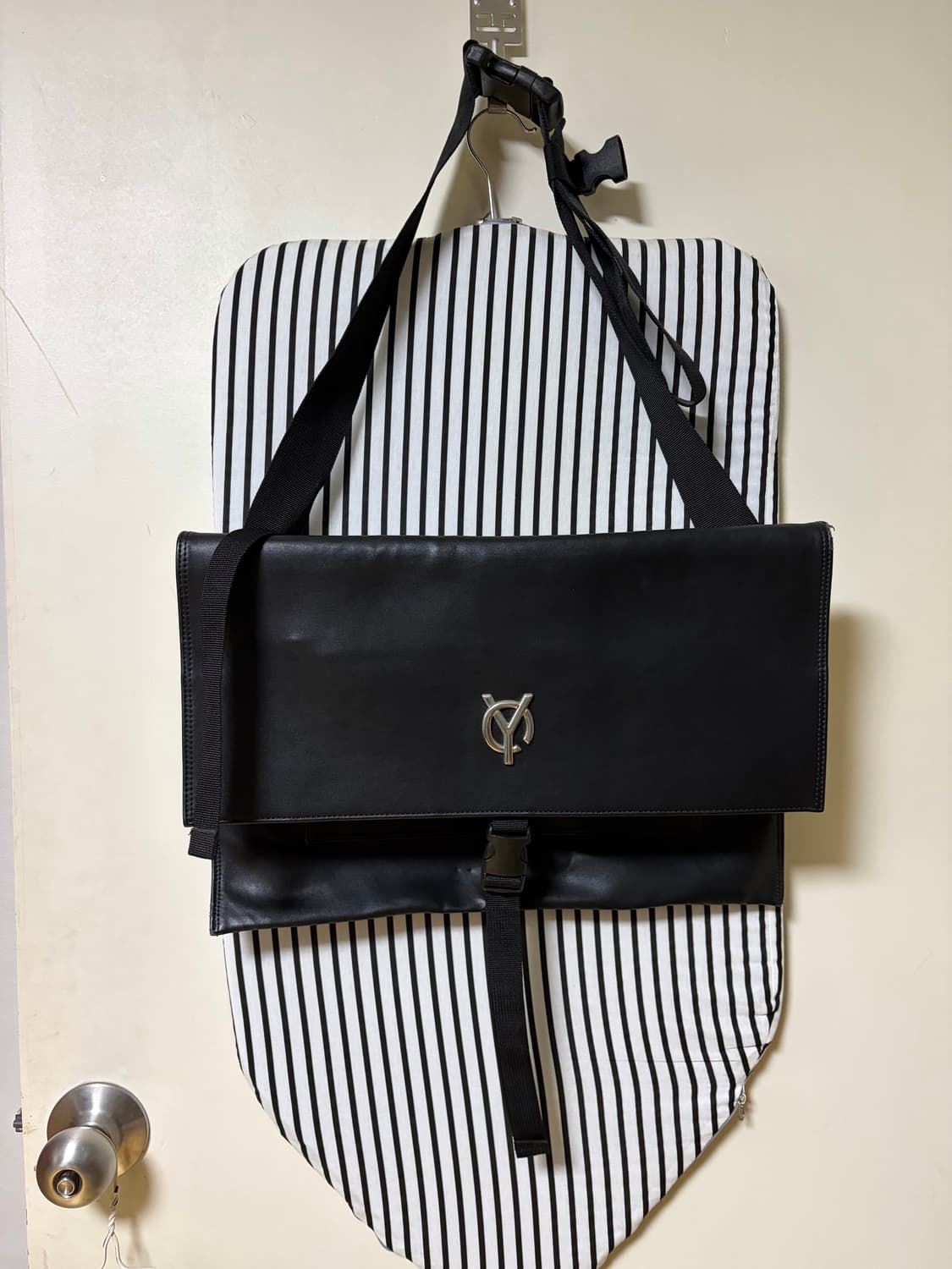 오와이 레더 메신저백 상품이미지1