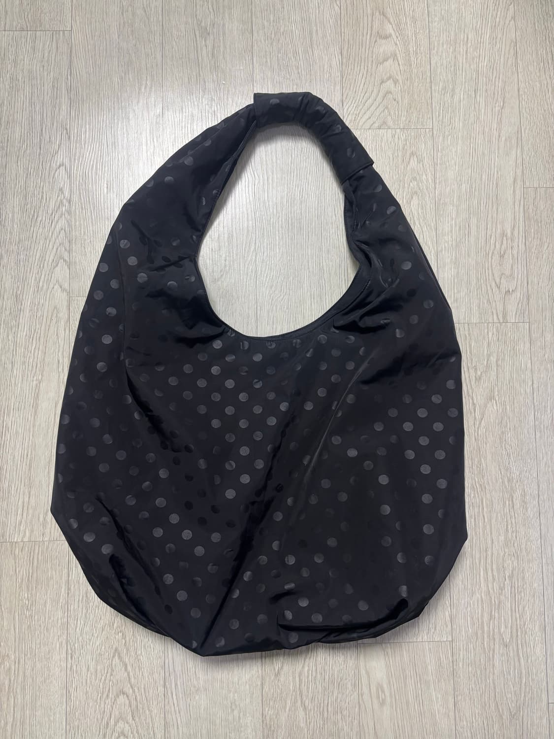 오헤시오 도트 패딩백 상품이미지1