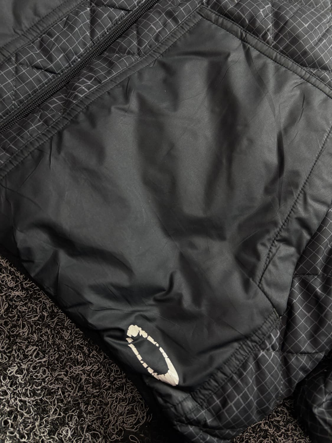 오클리 킐팅 포인트 나일론 경량 패딩 2996 상품이미지3